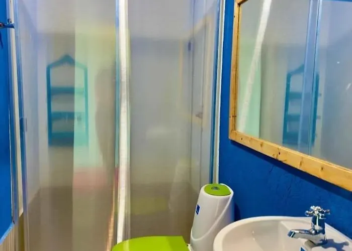 Hotel cafetería Espejo Azul