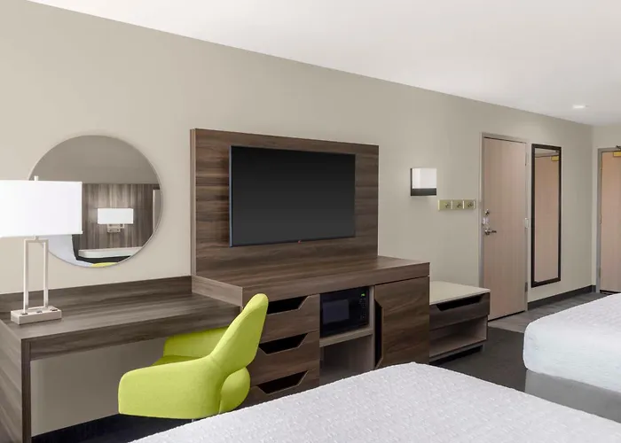 Hampton Inn Olathe