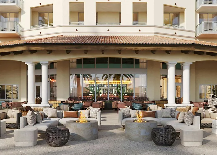 Ritz-Carlton Naples, Tiburon