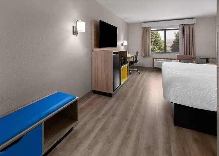 Days Inn By Wyndham Mankato