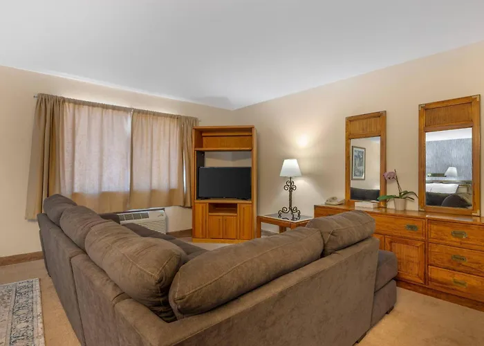 Quality Inn & Suites Goldendale