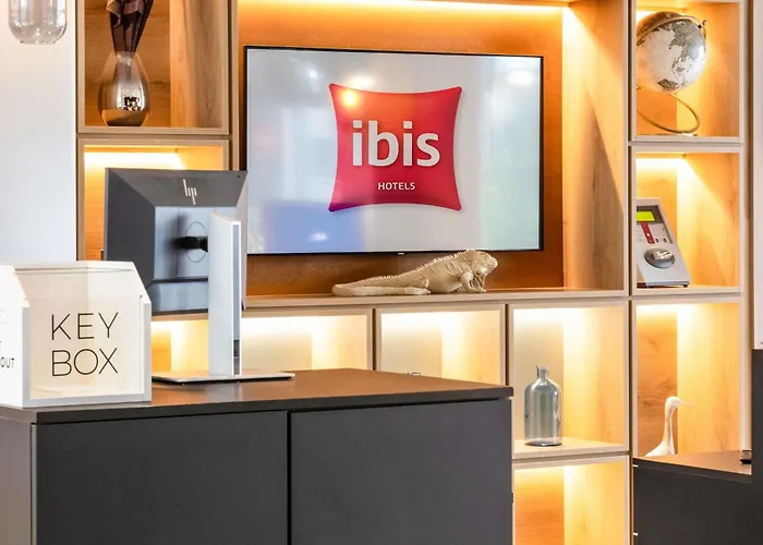 Ibis Paradiso
