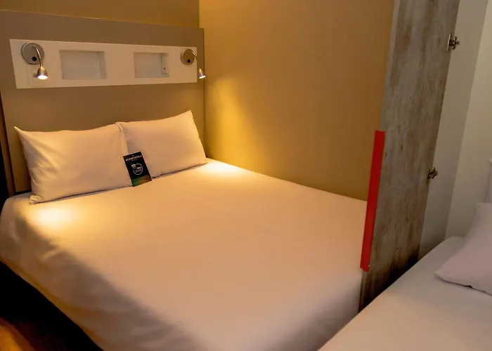 Ibis Budget Lorena - Circuito da Fé