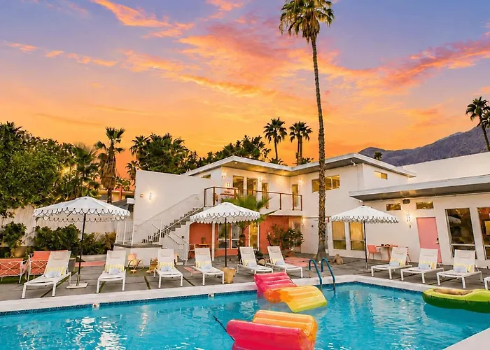 The Wesley By Avantstay Mid-Century Modern Oasis With Pool