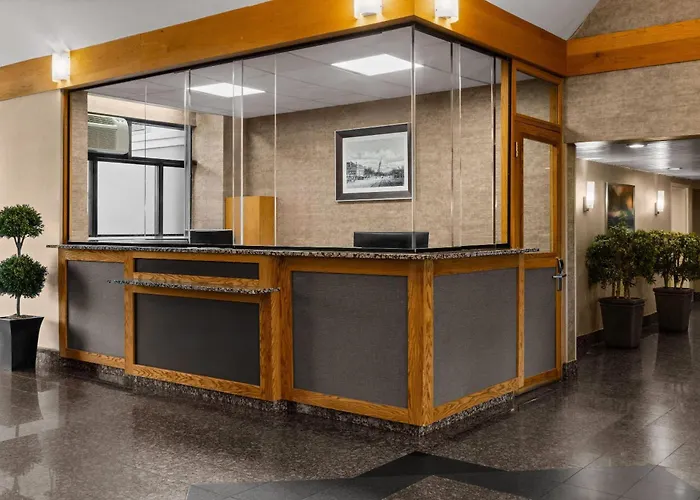 Days Inn By Wyndham Lanham Washington Dc
