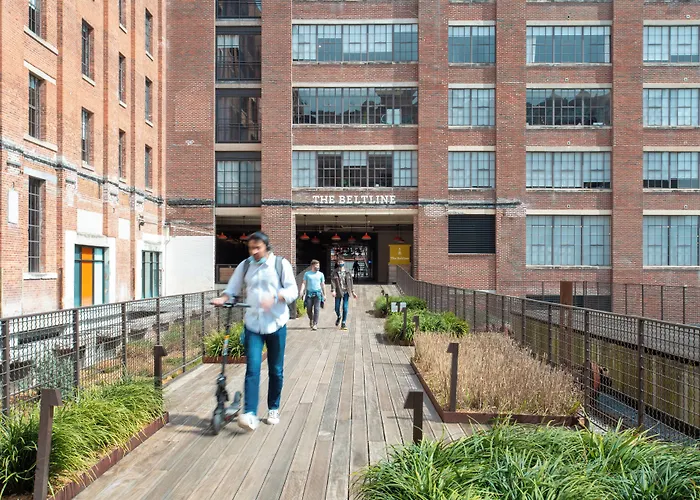 Scout Living Pcm - Placemakr , Apartments By Hilton