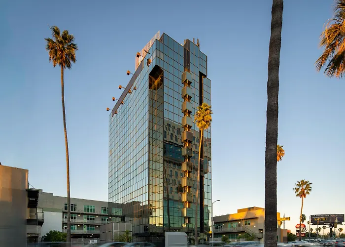 Kasa Sunset Los Angeles