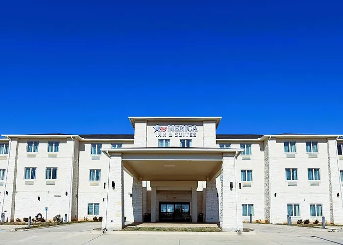 Merica Inn & Suites