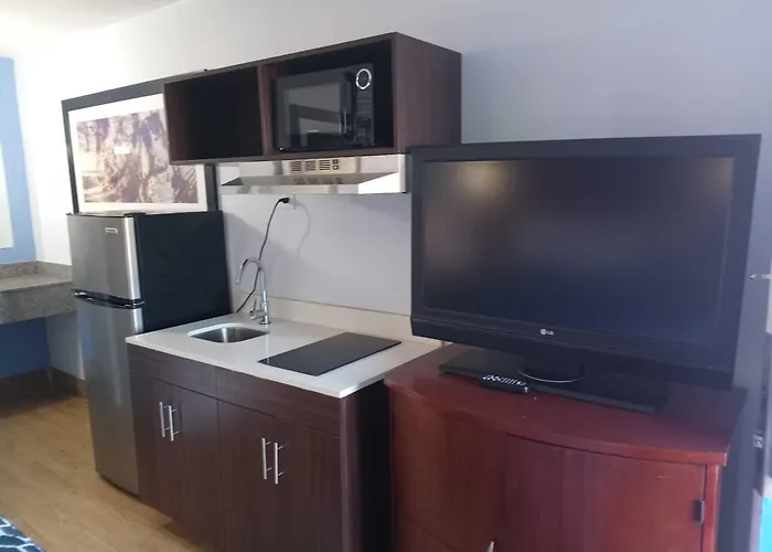 Budget Inn