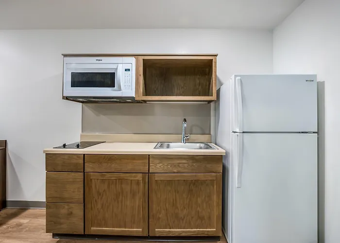 Woodspring Suites Libertyville - Chicago