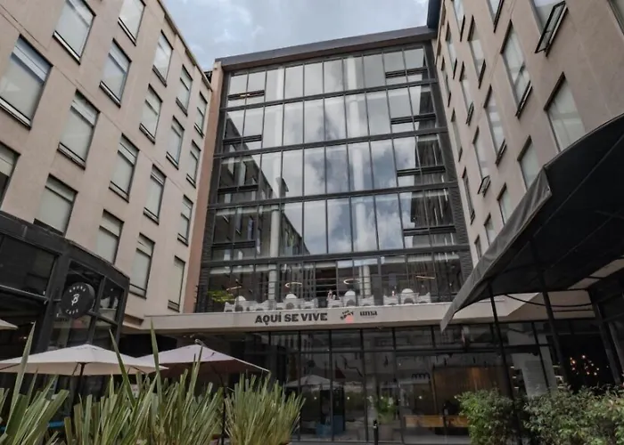 Uma Suites