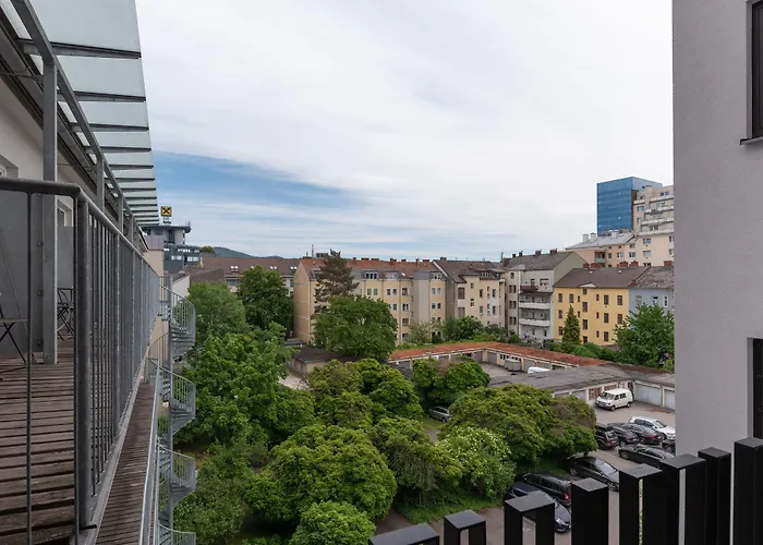 limehome Linz Schillerstraße