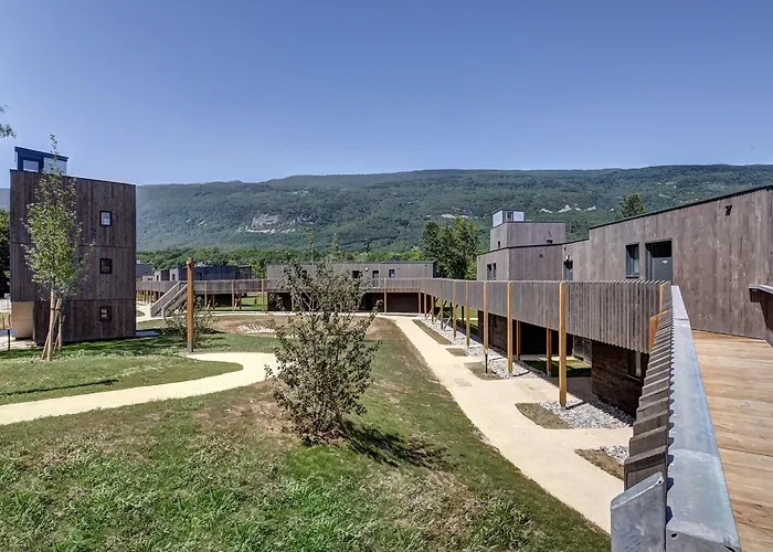 Vacancéole - Le Village des Oiseaux