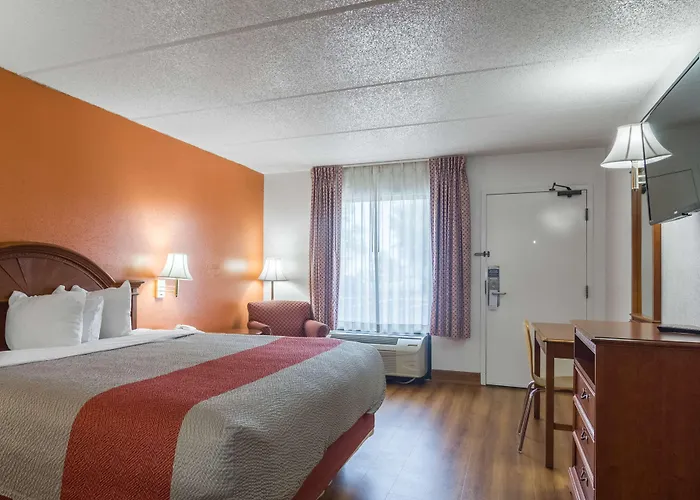 Motel 6 Waycross