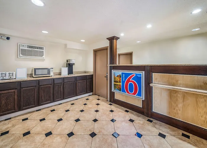 Motel 6-, Nj
