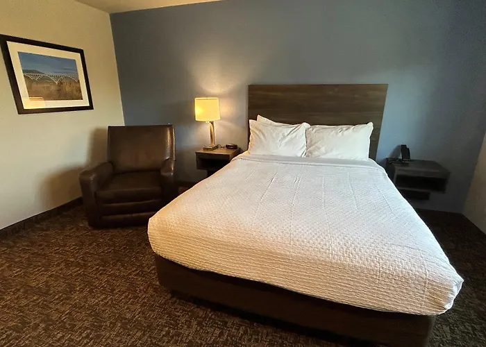 Executive Residency By Best Western Medford