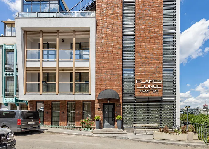 Brooch Boutique Hotel