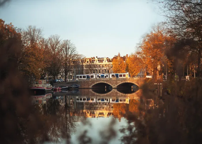 Holiday Inn - the niu, Fender Amsterdam