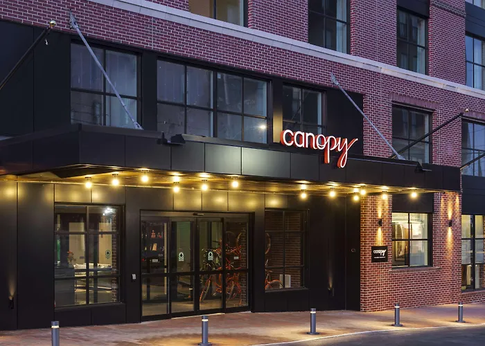 Canopy By Hilton Waterfront