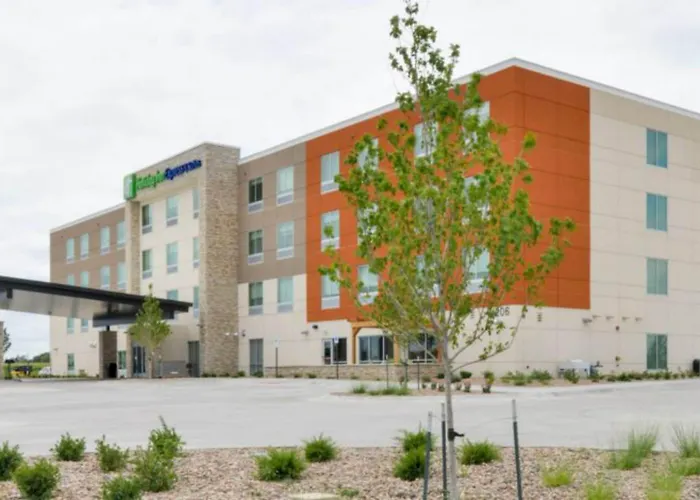 Holiday Inn Express - By Ihg