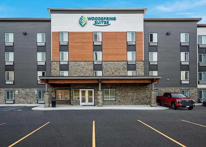 Woodspring Suites - Novi