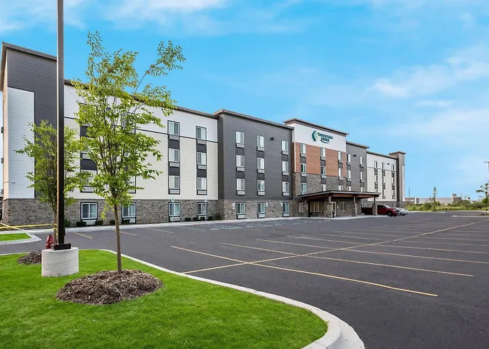 Woodspring Suites - Novi