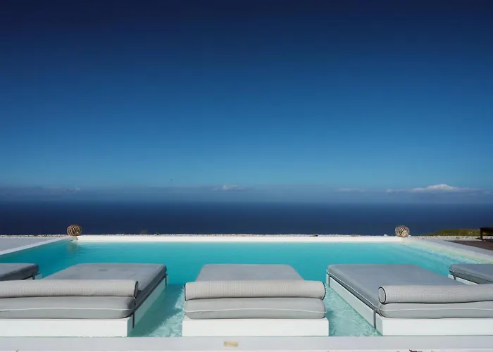 Terra Blanca Suites