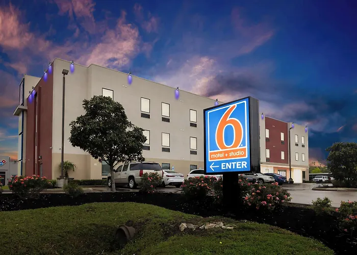 Motel 6 I-45