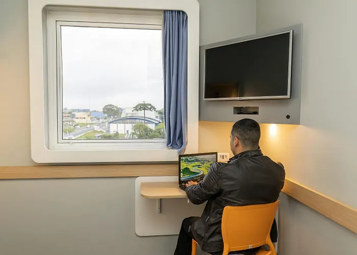 ibis budget Curitiba Aeroporto