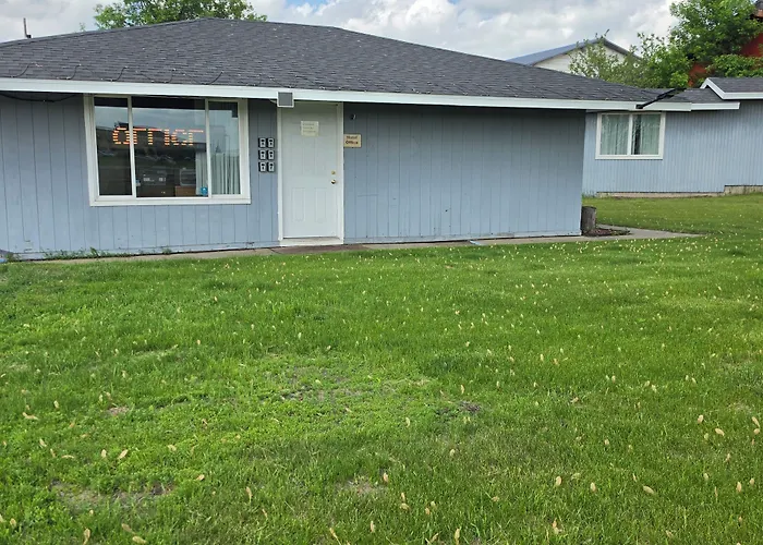 Eastwood Inn Of Wadena