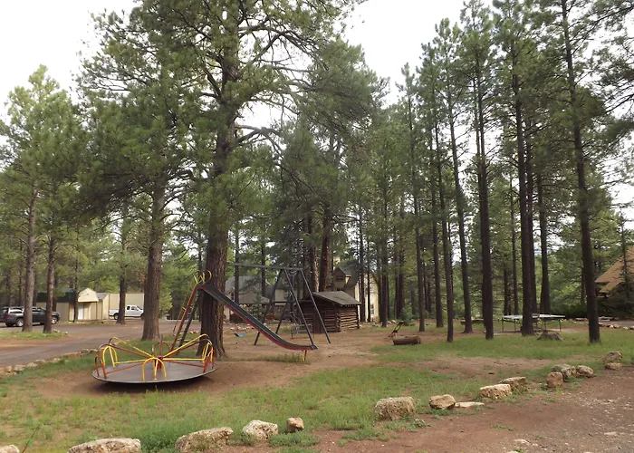 Arizona Mountain Inn & Cabins