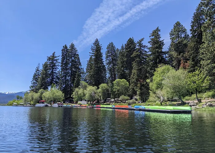 Crater Lake Gateway-Rocky Point