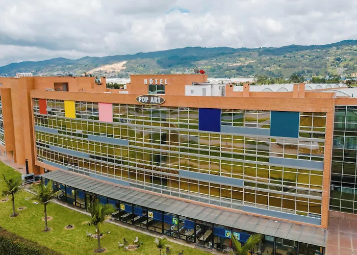 Pop Art Hotel Tocancipá y Centro de Convenciones