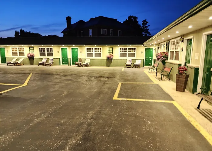 Maple Leaf Motel