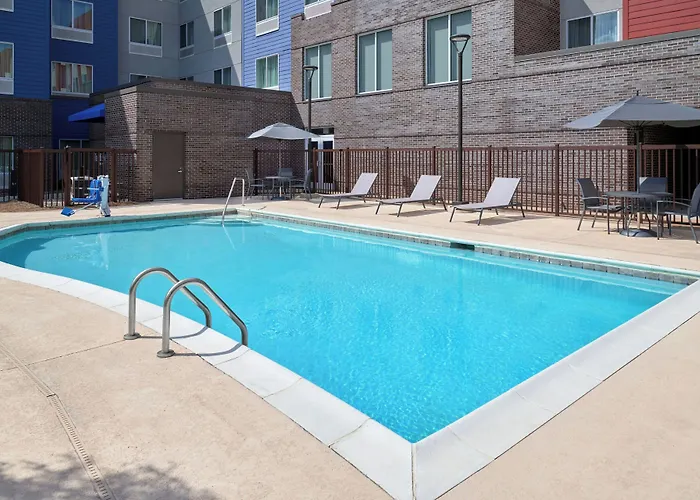 Residence Inn By Marriott Airport