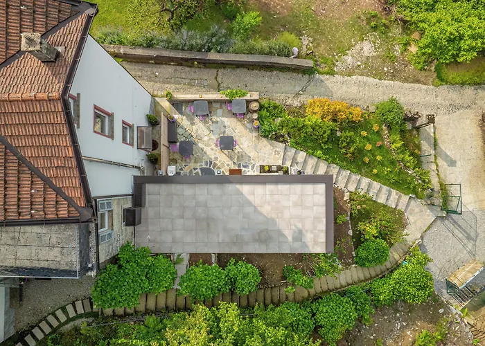 Essentia Guest House