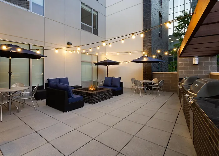 Home2 Suites By Hilton Downtown