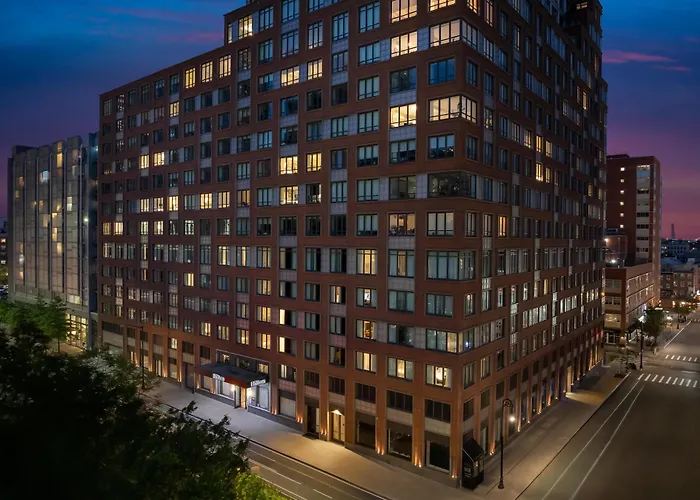 Hilton Brooklyn - Newly Renovated