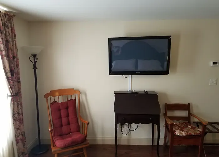 Tilton Inn