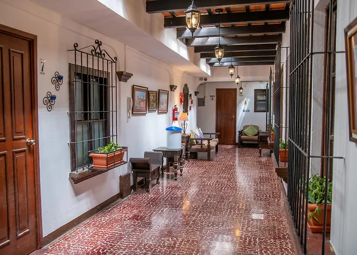 Hotel Las Camelias Inn by AHS