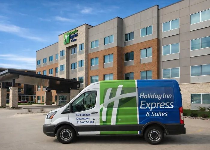 Holiday Inn Express And Suites Downtown By Ihg