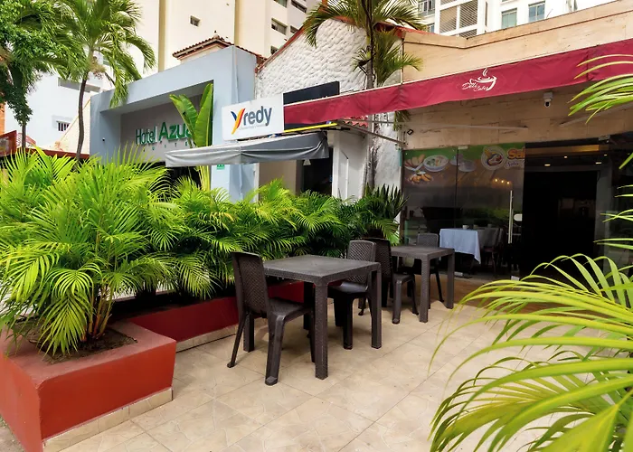Azuán Suites Hotel By GEH Suites