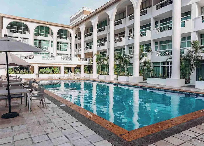 Solamar Inn