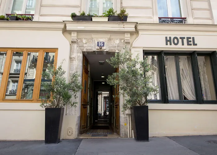 Hotel Montmartre - Nouvellement Renove