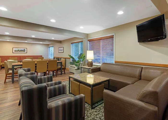 Best Western Plus Windjammer Inn & Conference Center