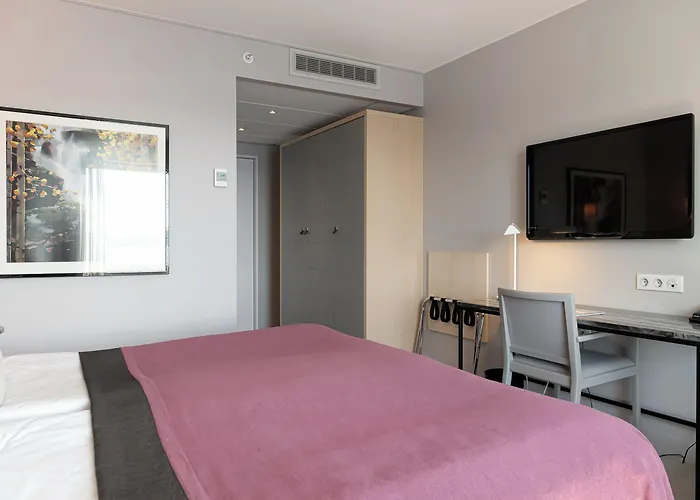 Hoteles que admiten perros en Örnsköldsvik 
