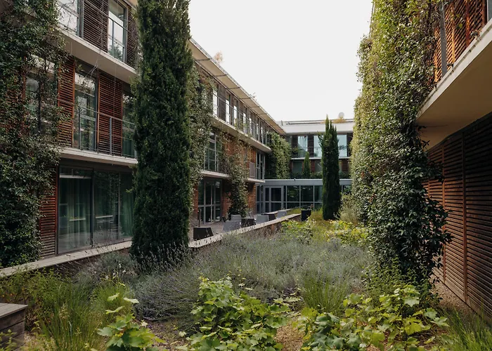 Courtyard By Marriott Montpellier