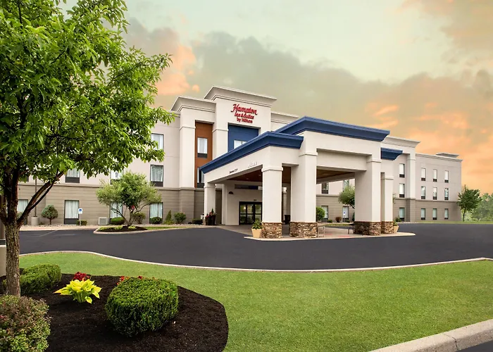 Hampton Inn And Suites /Utica