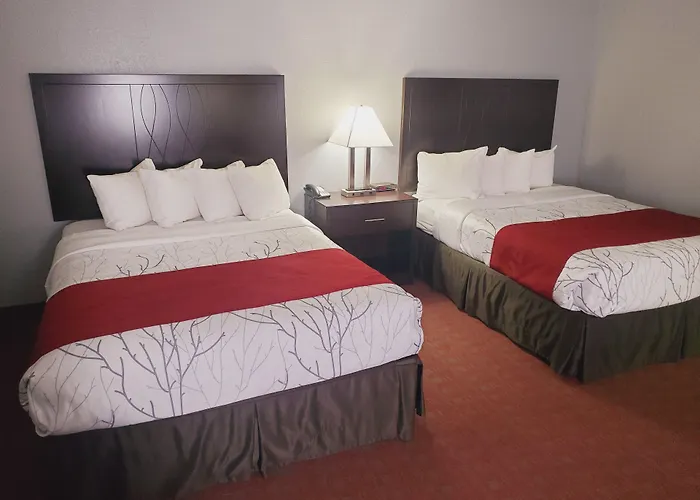 Blackstone Lodge And Suites