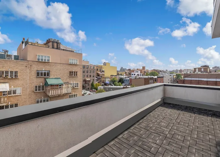 Aura Hotel Brooklyn